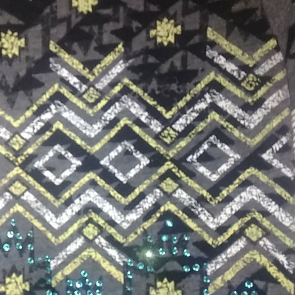 Aztec shirt - Picture 4 of 8